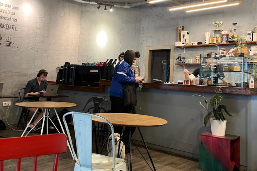 Brew Coffee Best cafes to work from in Barcelona 7
