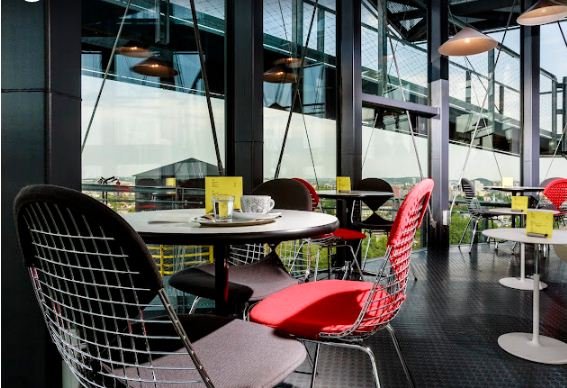 Bolt Tower Cafe