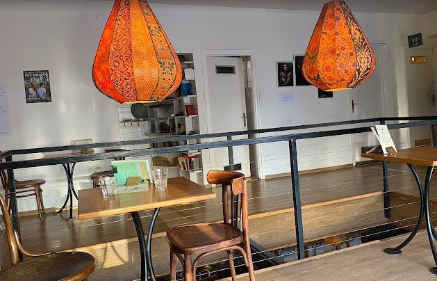 Kelet Café & Gallery
