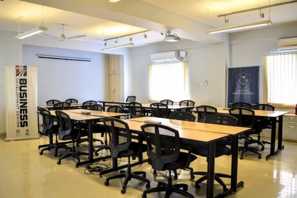 Versy Business Lab(Temporarily Closed) - Coworkingers